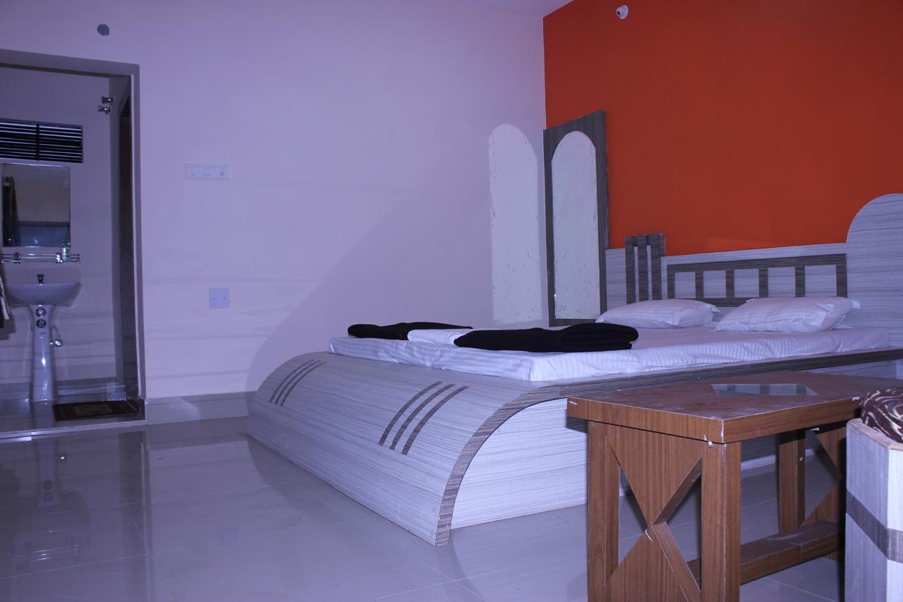 Swayam Resort Balangir ภายนอก รูปภาพ