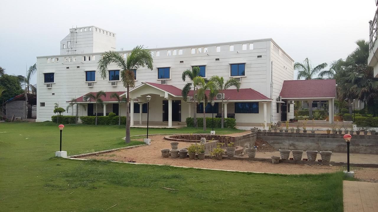 Swayam Resort Balangir ภายนอก รูปภาพ